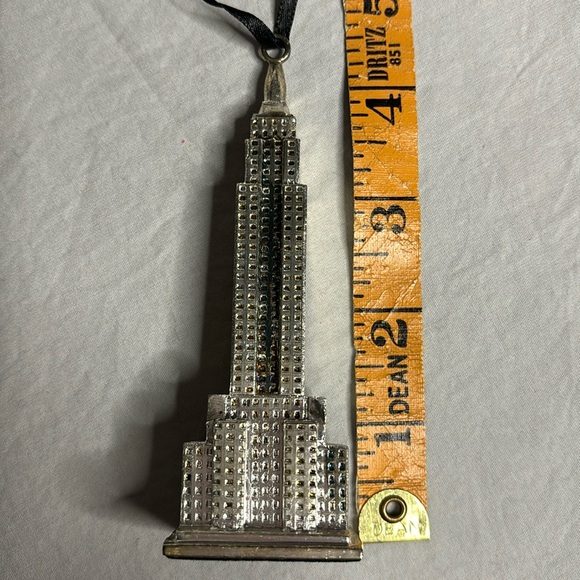 Set of 5 World Landmark Ornaments - Picture 4 of 6